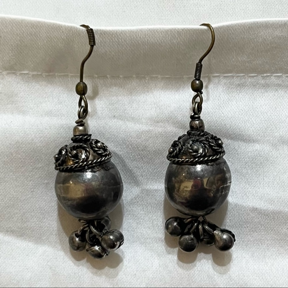 Oxidised silver drop earrings - Picture 1 of 3